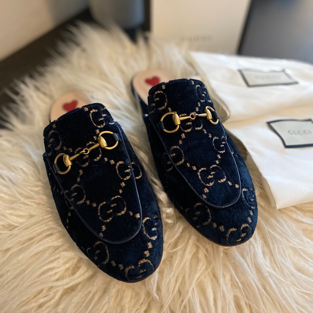 SOLDDDD Gucci Princeton velvet